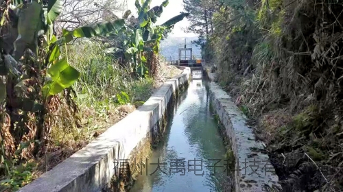 159949298327592.jpg 說(shuō)明: http://image0.chunsuns.com/site501/upload/album/20170216/2017021614530321173844.jpg